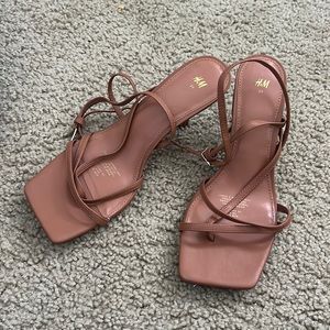 H&M Brown sandals, worn once. Size 39